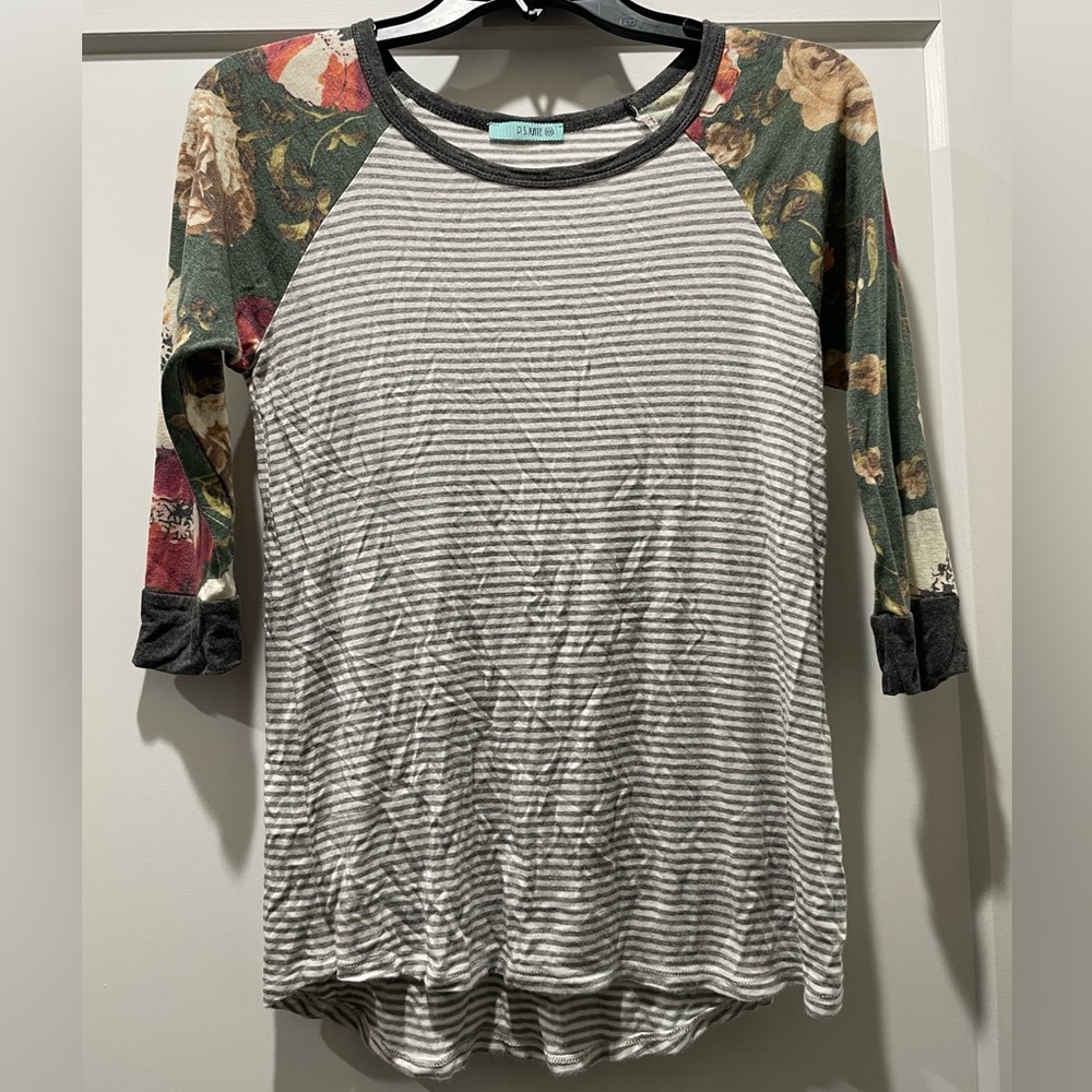 Floral and striped 3/4 length